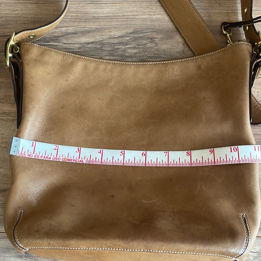 Pre-owned COACH Legacy Leather Slim Duffle Convertible Crossbody Bag in Tan 9328 - Picture 6 of 8